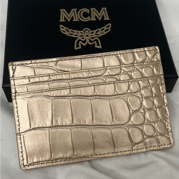 MCM SLG Gold cardholder - Picture 2 of 10